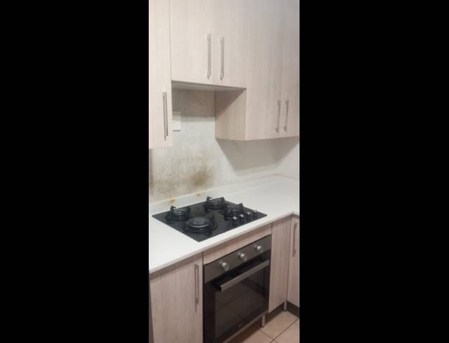 2 BEDROOM PROPERTY TO RENT IN SILVERTON